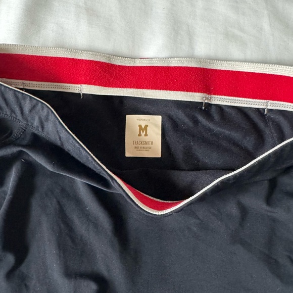 Tracksmith 4” shorts - Picture 3 of 7